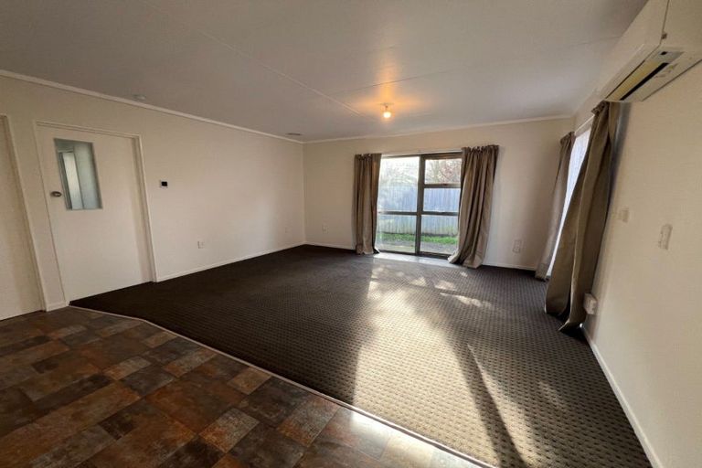 Photo of property in 7/81 Linton Street, West End, Palmerston North, 4410