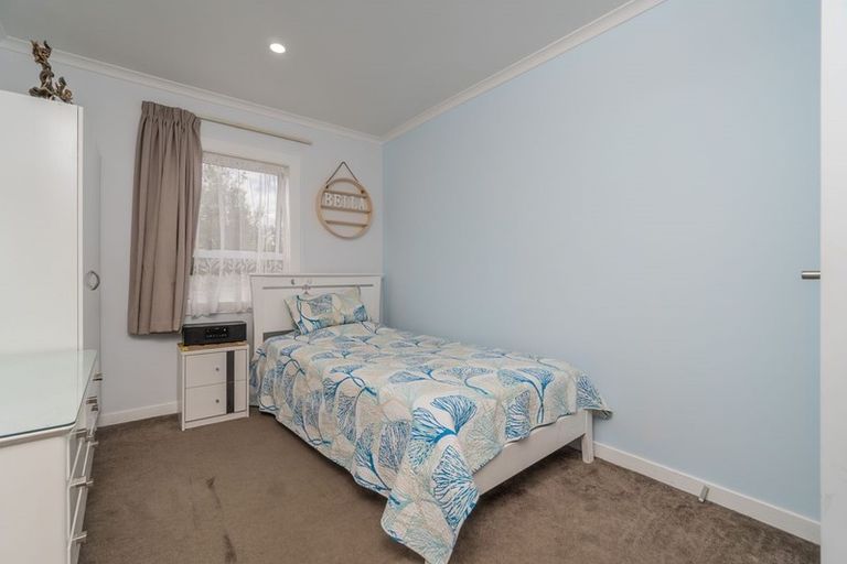 Photo of property in 45a Butley Drive, Farm Cove, Auckland, 2012
