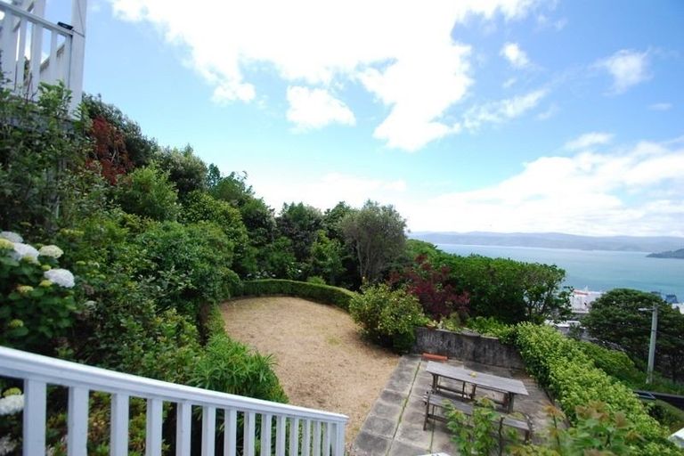 Photo of property in 4 Lower Watt Street, Wadestown, Wellington, 6012