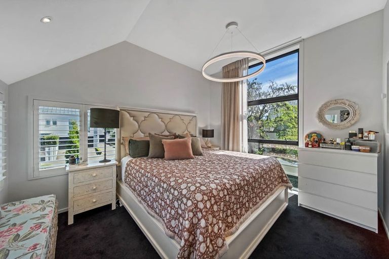 Photo of property in 10 Shrewsbury Street, Merivale, Christchurch, 8014