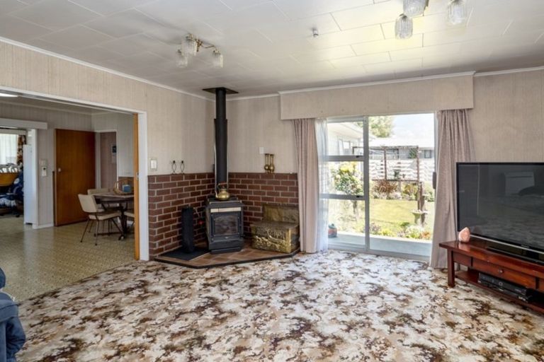 Photo of property in 8 Booth Street, Carterton, 5713