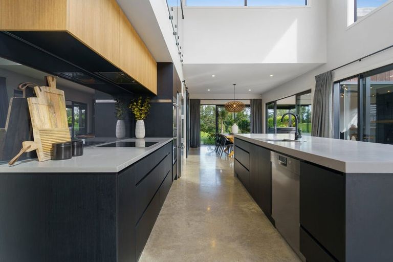 Photo of property in 20 Clifford Close, Leamington, Cambridge, 3432