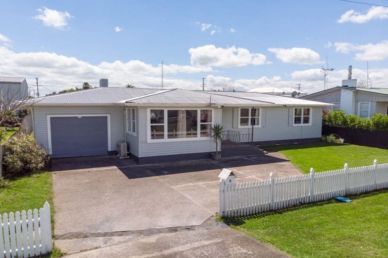 Photo of property in 6 Flora Street, Paeroa, 3600