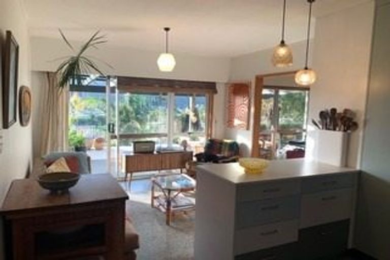 Photo of property in 8 Mountain Road, Morningside, Whangarei, 0110