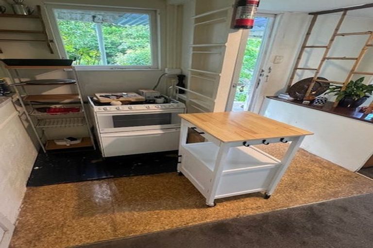 Photo of property in 29 Highbury Road, Highbury, Wellington, 6012