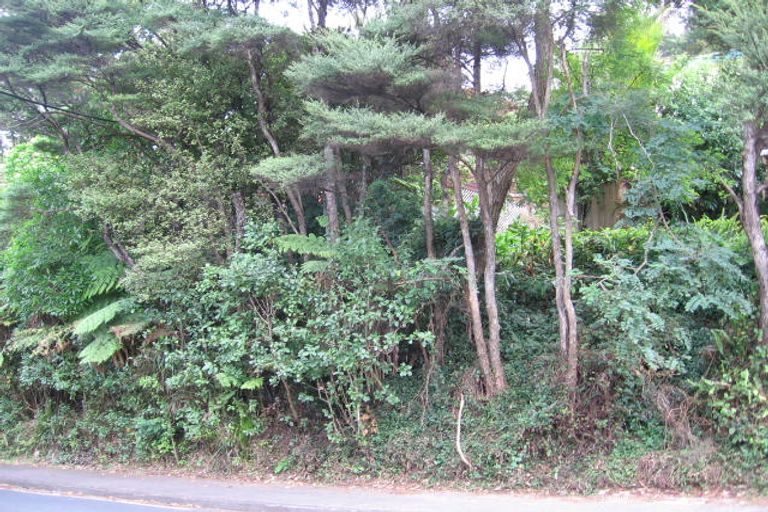 Photo of property in 32 Takahe Road, Titirangi, Auckland, 0604