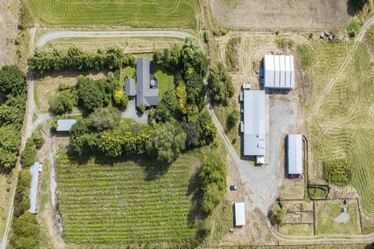 Photo of property in 2394 Old West Coast Road, Kirwee, Christchurch, 7671