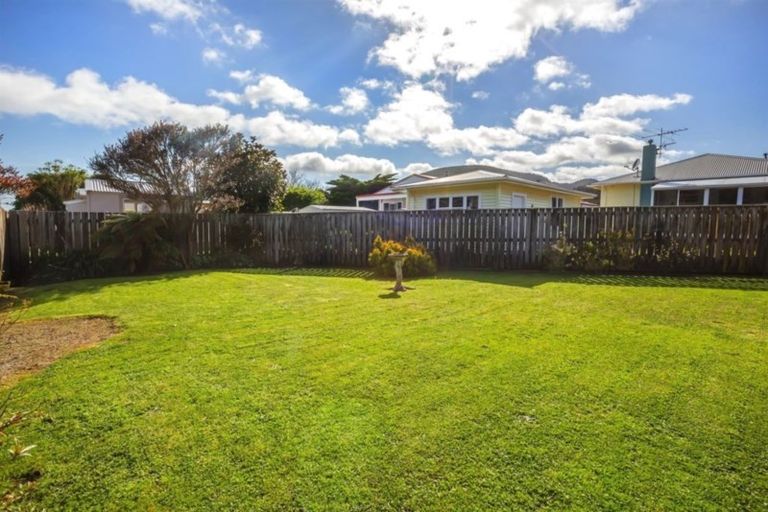Photo of property in 41b Duncan Street, Tawa, Wellington, 5028