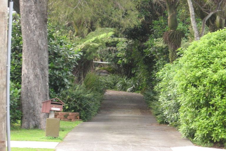 Photo of property in 67 Hill Road, Hillpark, Auckland, 2102