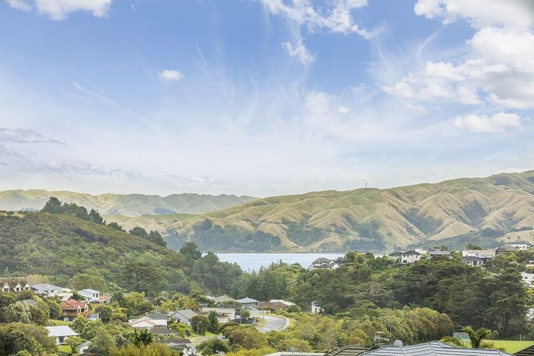 Photo of property in 8 Polestar Lane, Whitby, Porirua, 5024