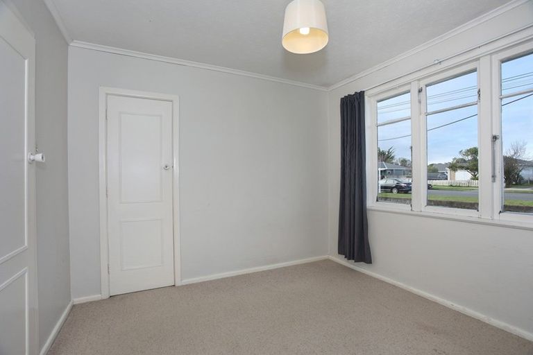 Photo of property in 114 East Street, Feilding, 4702