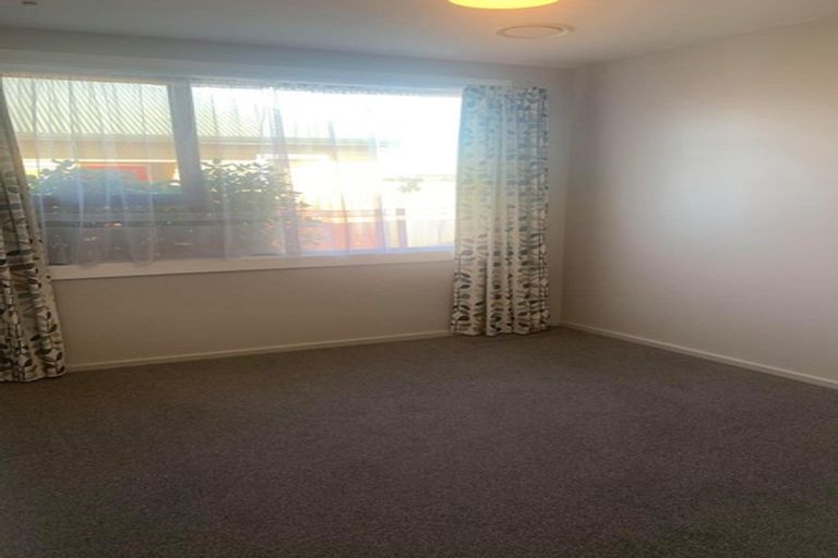 Photo of property in 64 Barton Street, Woolston, Christchurch, 8023