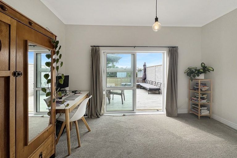 Photo of property in 56 Matai Street, Castlecliff, Whanganui, 4501