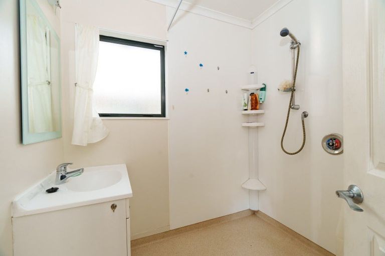 Photo of property in 17 Wratten Road, Owaka, 9585