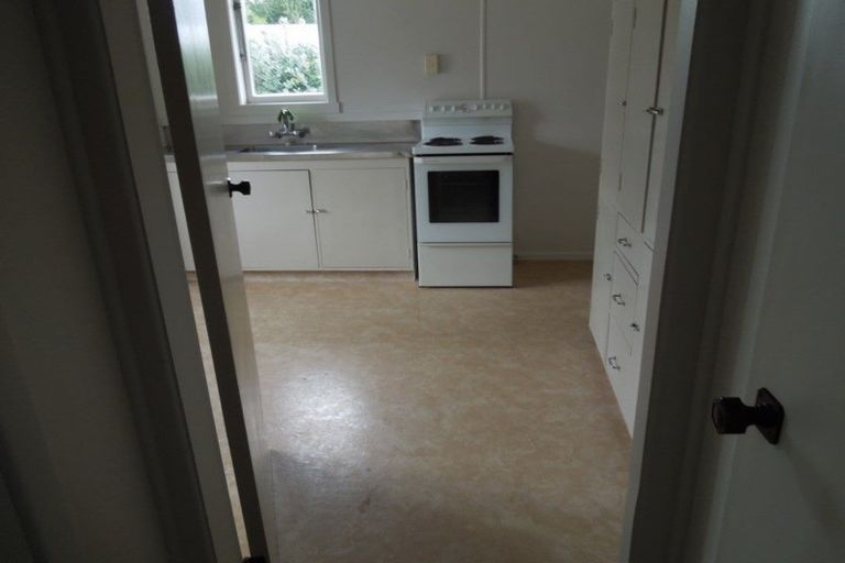 Photo of property in 5a Queen Road, Bellevue, Tauranga, 3110