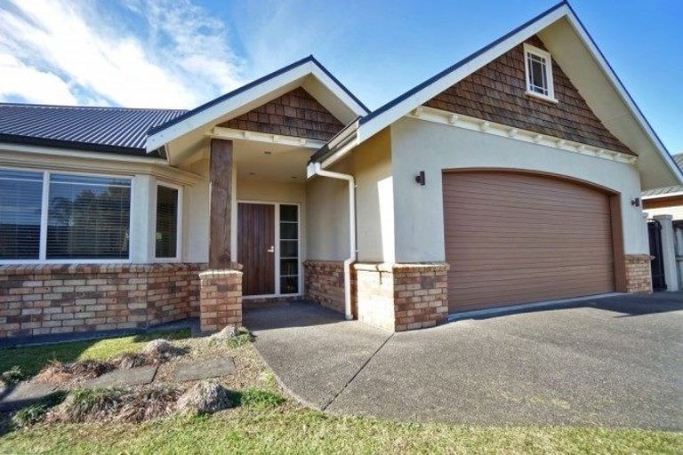 Photo of property in 86 Solomon Street, Brookfield, Tauranga, 3110