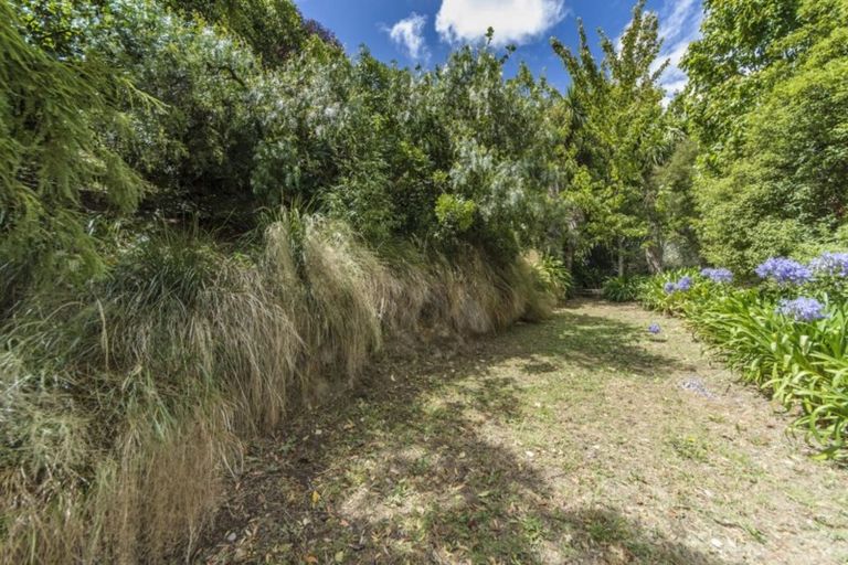 Photo of property in 104 Cannon Hill Crescent, Mount Pleasant, Christchurch, 8081