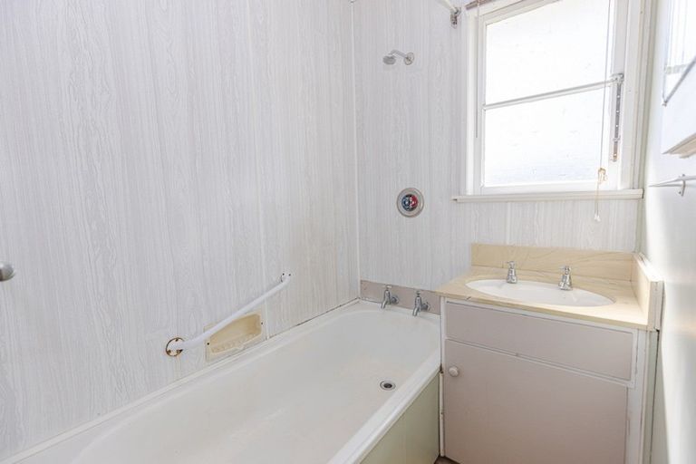 Photo of property in 20 Ballance Street, Masterton, 5810