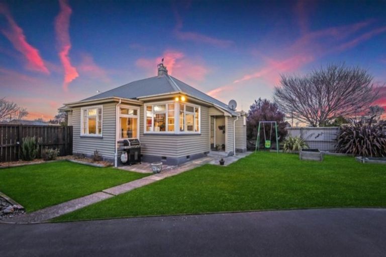 Photo of property in 6 Spring Place, Leeston, 7632
