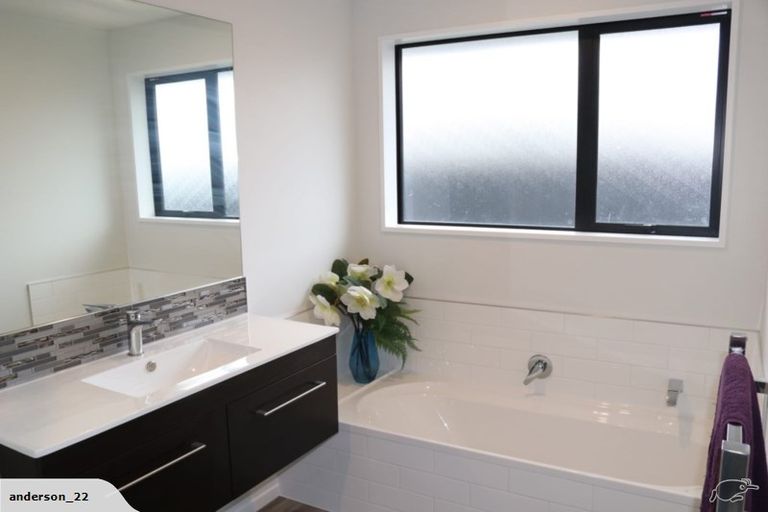 Photo of property in 6 Rosewood Drive, Amberley, 7410