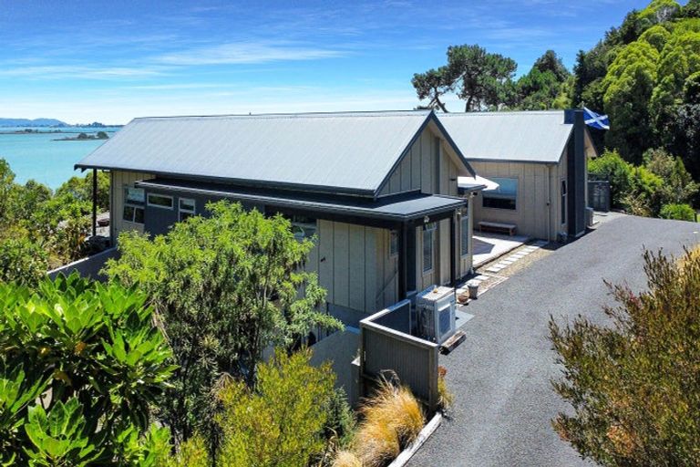 Photo of property in 8 Ohiwa Cove Rise, Waiotahe, Opotiki, 3198