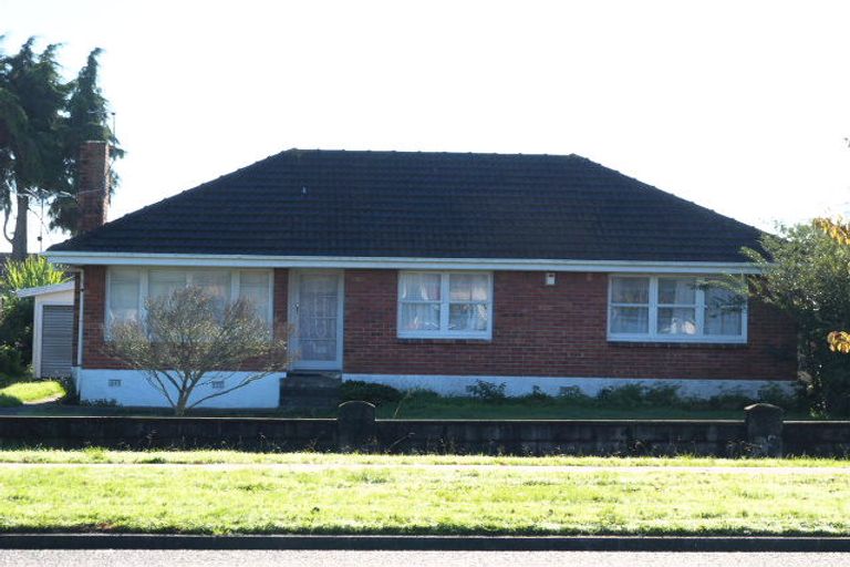 Photo of property in 59 Buckland Road, Mangere East, Auckland, 2024