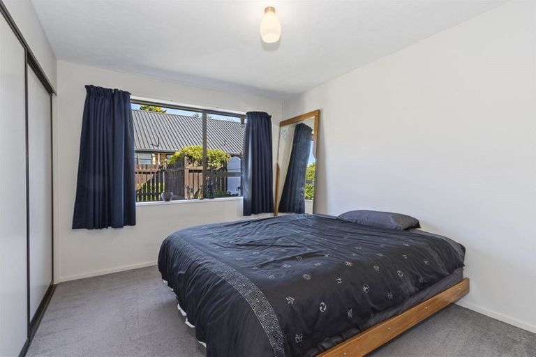 Photo of property in 369a Sawyers Arms Road, Harewood, Christchurch, 8051