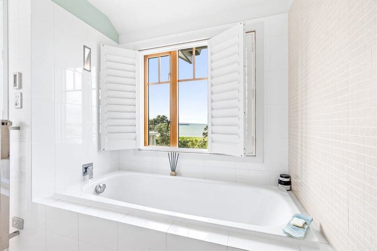 Photo of property in 39 Little Compton Mews, Snells Beach, 0920