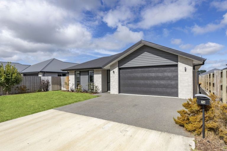 Photo of property in 74 Quinn Crescent, Woodend, 7610