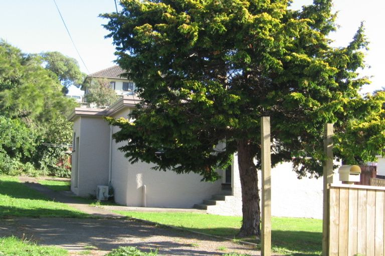 Photo of property in 40a Collins Avenue, Tawa, Wellington, 5028