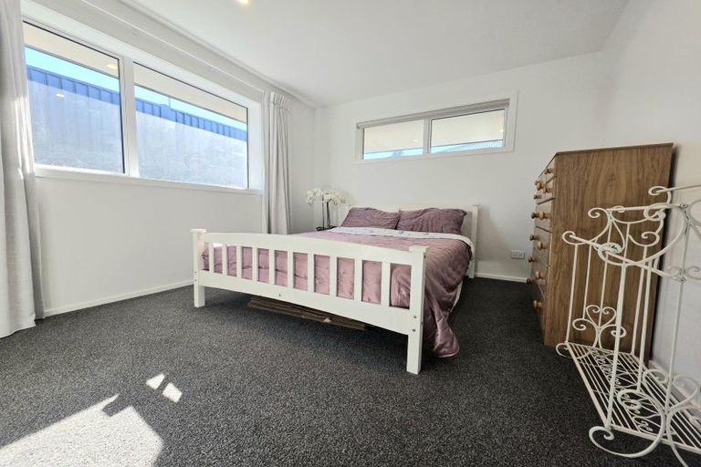 Photo of property in 15 Royal Oak Crescent, Holmes Hill, Oamaru, 9401