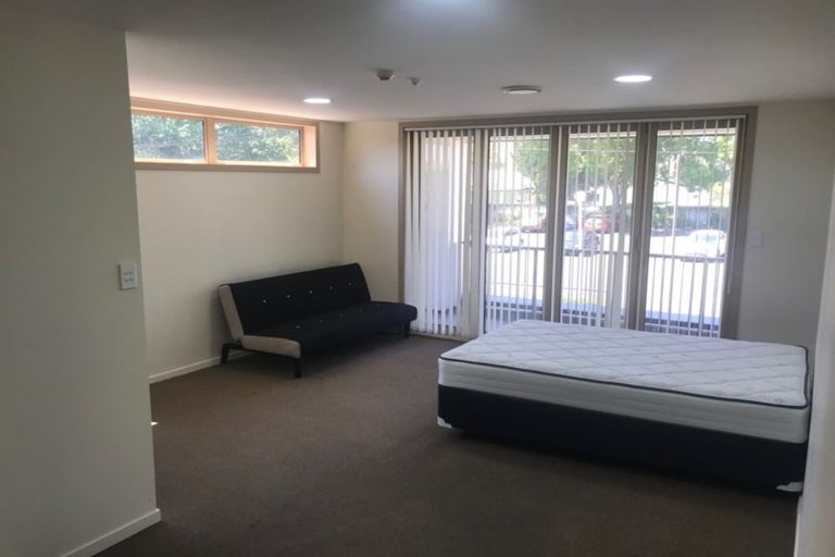 Photo of property in 2 Greensboro Street, Hamilton East, Hamilton, 3216