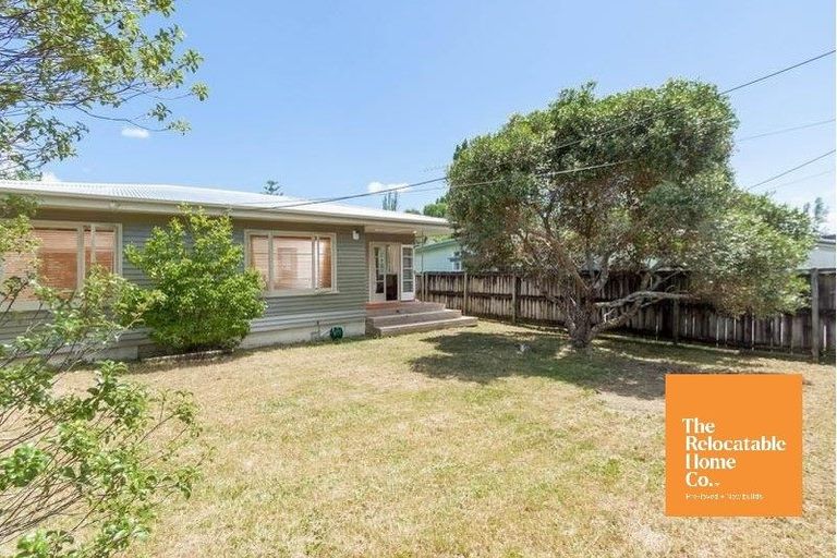Photo of property in 5 Withers Road, Glen Eden, Auckland, 0602