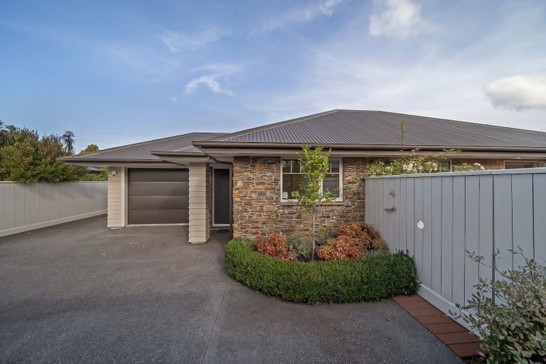 Photo of property in 4/249 Wairakei Road, Bryndwr, Christchurch, 8053