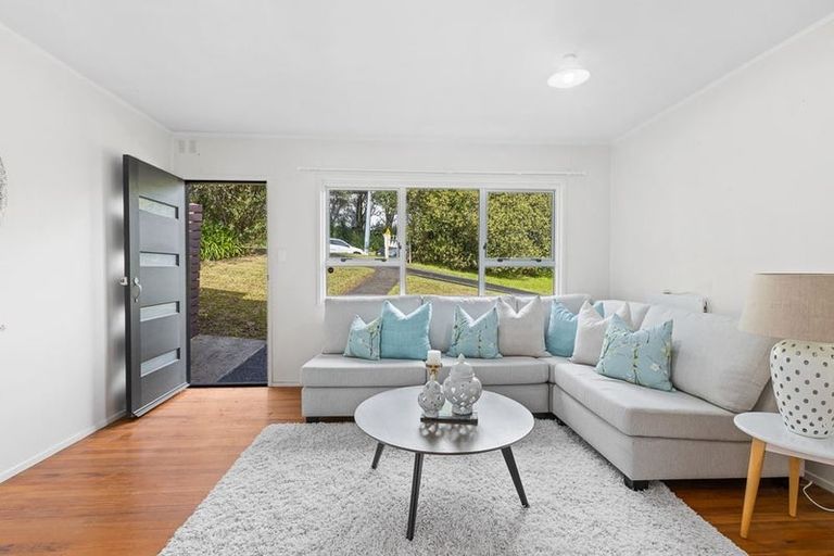 Photo of property in 1/34 Mayfield Road, Glenfield, Auckland, 0629