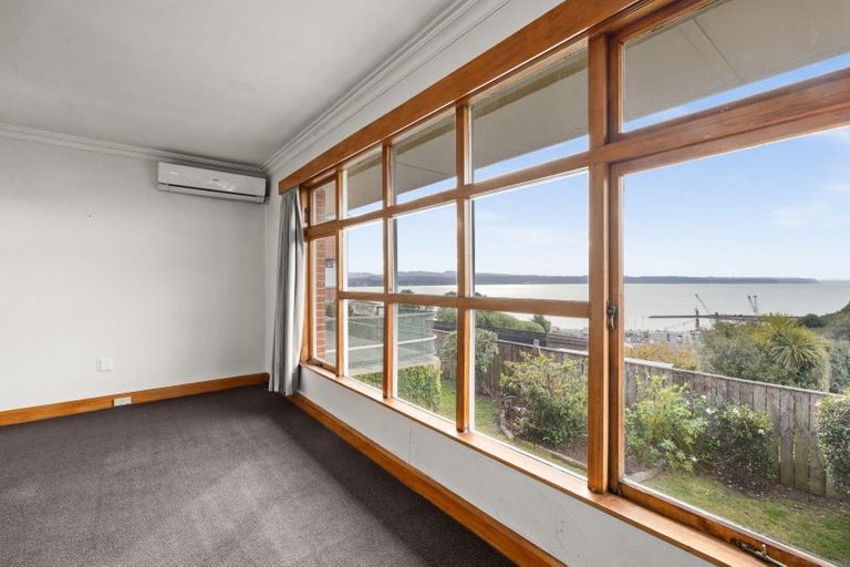 Photo of property in 108 Thompson Road, Bluff Hill, Napier, 4110