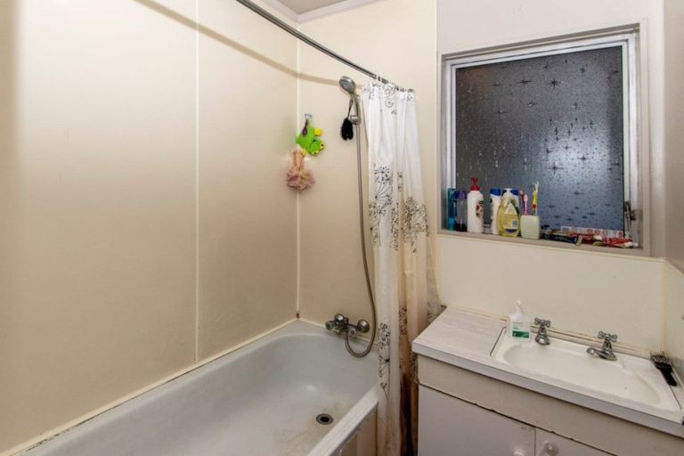 Photo of property in 59/1 Lanark Crescent, Tamatea, Napier, 4112