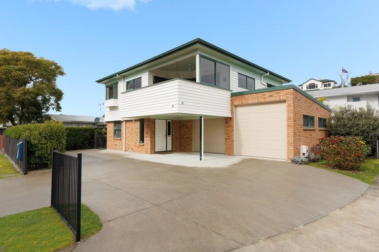 Photo of property in 32 Vale Street, Otumoetai, Tauranga, 3110
