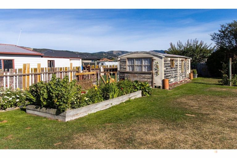 Photo of property in 76 Shearman Street, Waimate, 7924