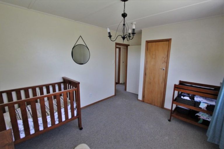 Photo of property in 16 Kenmore Place, Tokoroa, 3420