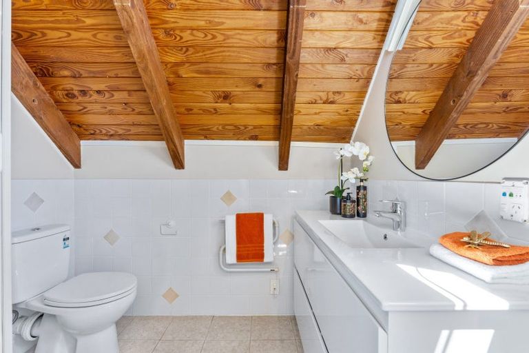 Photo of property in 86 Ardern Avenue, Stanmore Bay, Whangaparaoa, 0932