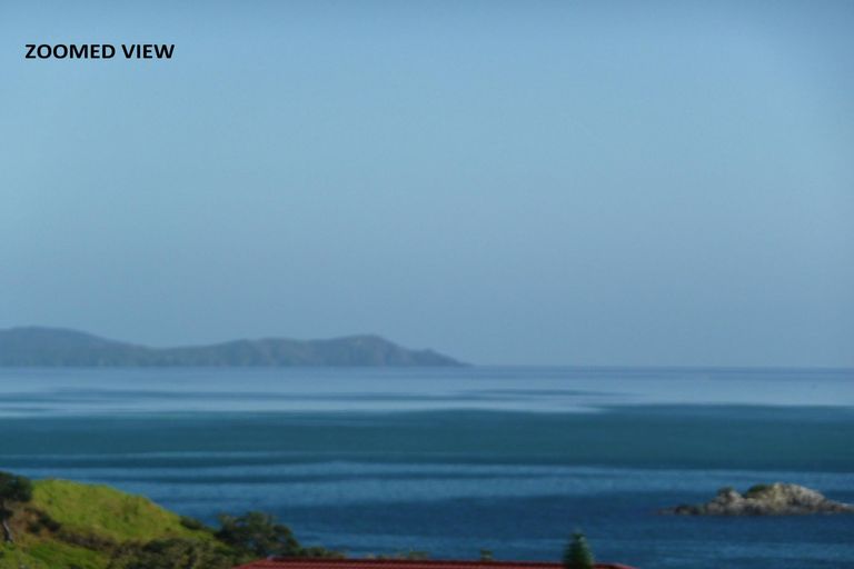 Photo of property in 10 Freyja Crescent, Coopers Beach, 0420