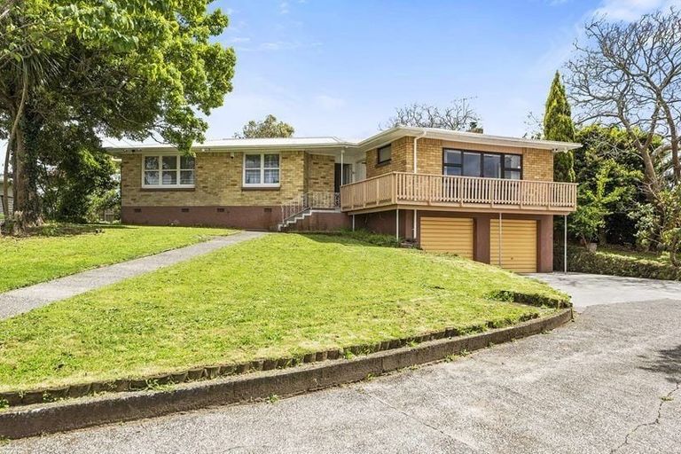 Photo of property in 14 Gills Avenue, Papakura, 2110