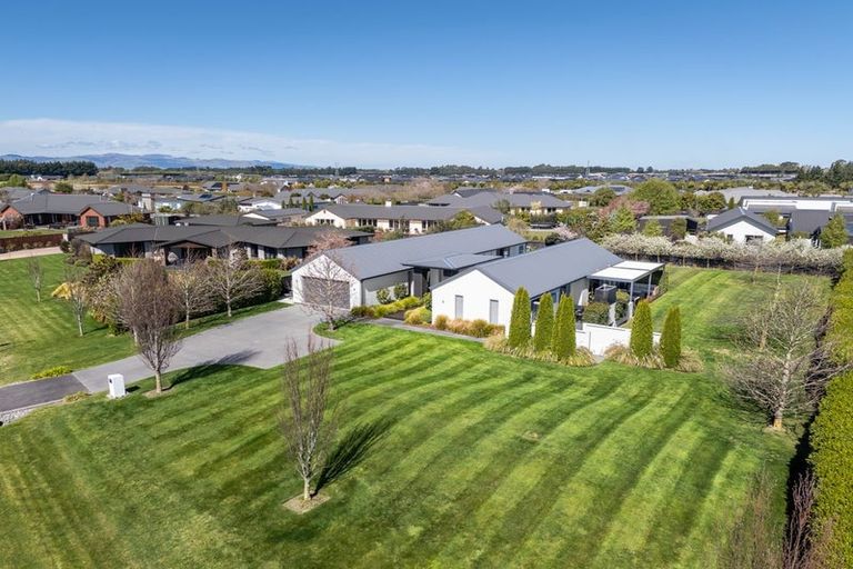 Photo of property in 18 Brampton Drive, West Melton, 7618