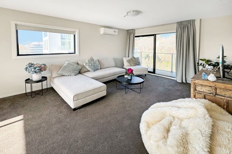 Photo of property in 402/18 Carlton Mill Road, Merivale, Christchurch, 8014