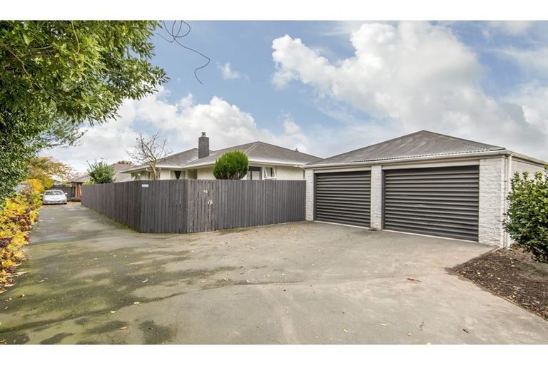 Photo of property in 1/74 Russley Road, Russley, Christchurch, 8042