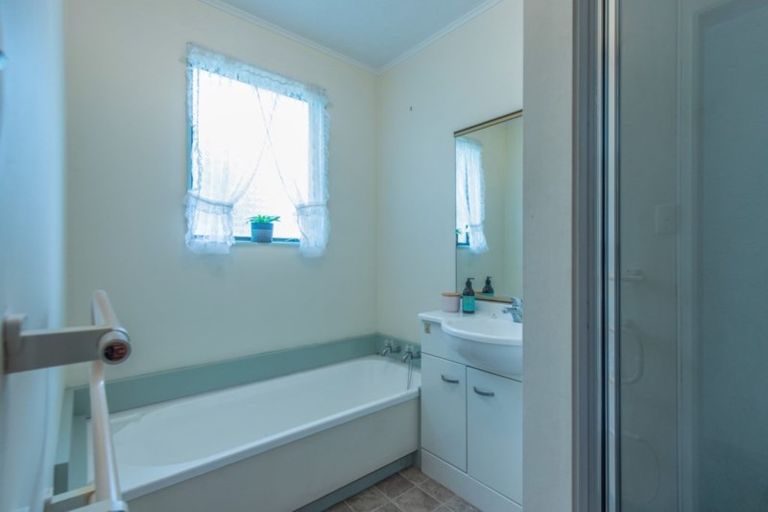 Photo of property in 151 Mark Avenue, Grenada Village, Wellington, 6037