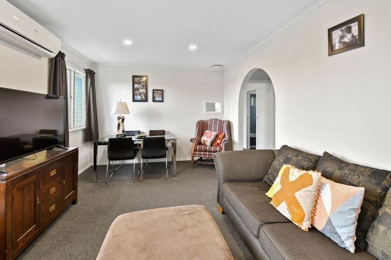 Photo of property in 2/41 Clark Road, Pahurehure, Papakura, 2113