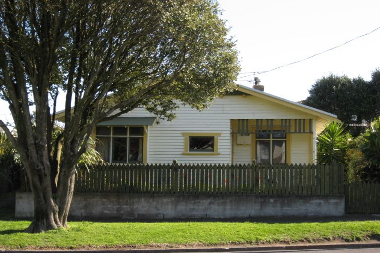 Photo of property in 6 Newton Street, Fitzroy, New Plymouth, 4312