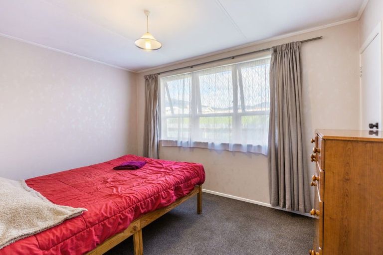 Photo of property in 20 Tamakui Grove, Turangi, 3334